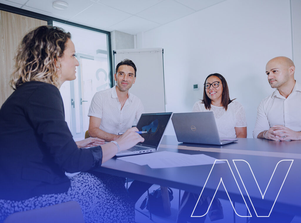 ADNOV - DictaNot transforme vos échanges clients en synthèses professionnelles